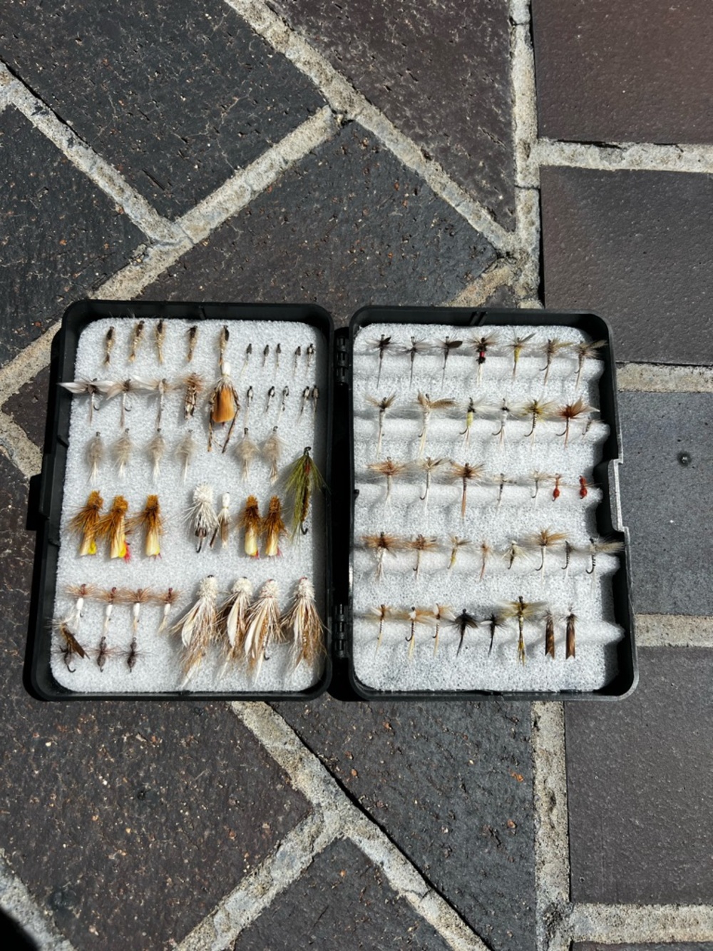 EUC Set of 82 Fly Fishing Lures